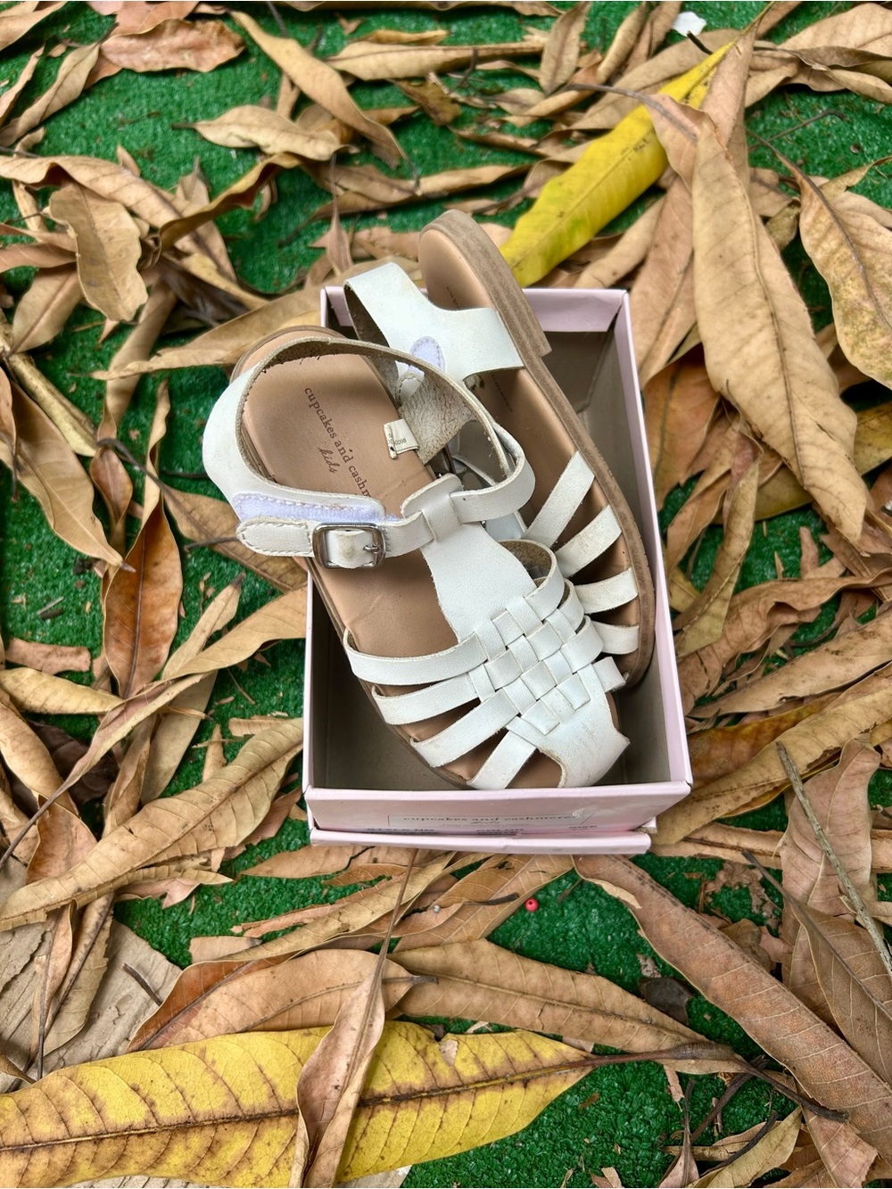 cupcakes & cashmere Kids White Leather Sandals